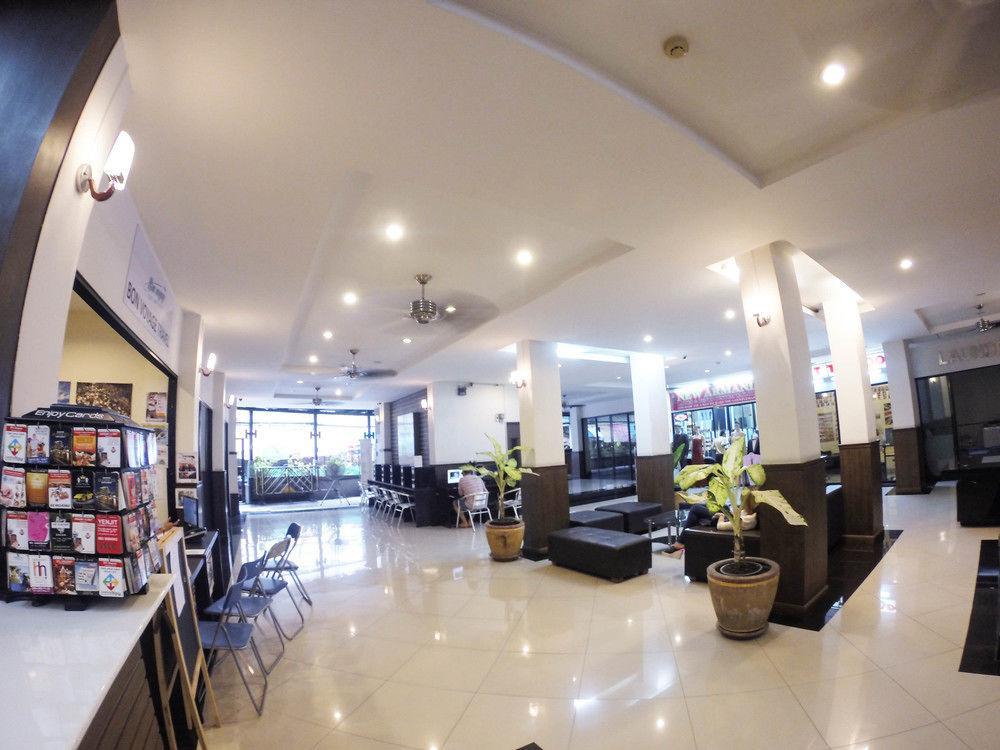 Khaosan Park Resort Bangkok Buitenkant foto